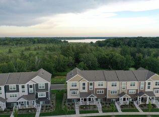 7524 Woods Edge Blvd, Lino Lakes, MN 55014