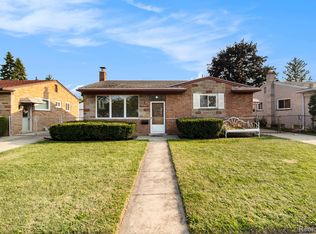 33107 Joy Rd, Westland, MI 48185