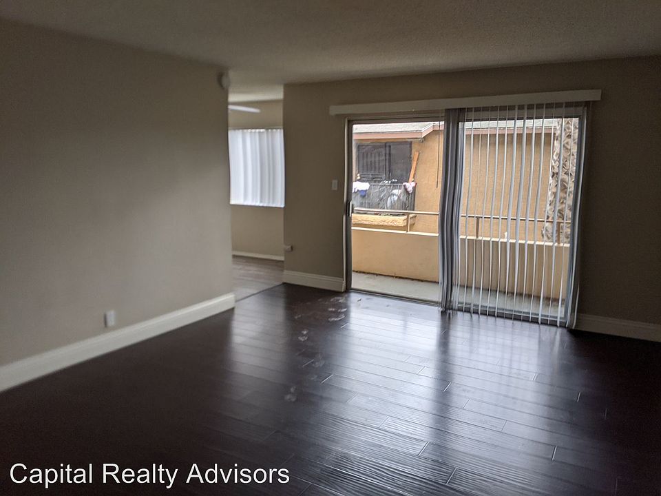 1st image of 1127 E 4th St APT 103