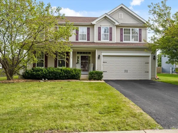 3207 Huntington Ln, Montgomery, IL 60538