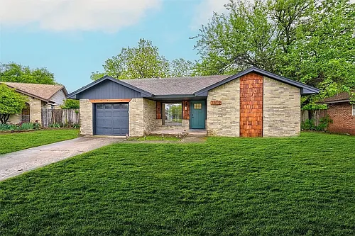 1410 Abbey Dr Photo 1