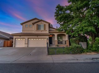 957 Park Terrace Dr, Galt, CA