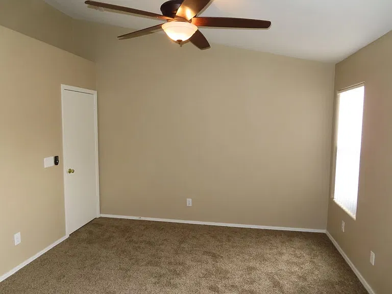 1764 E Harrison St — Photo 8