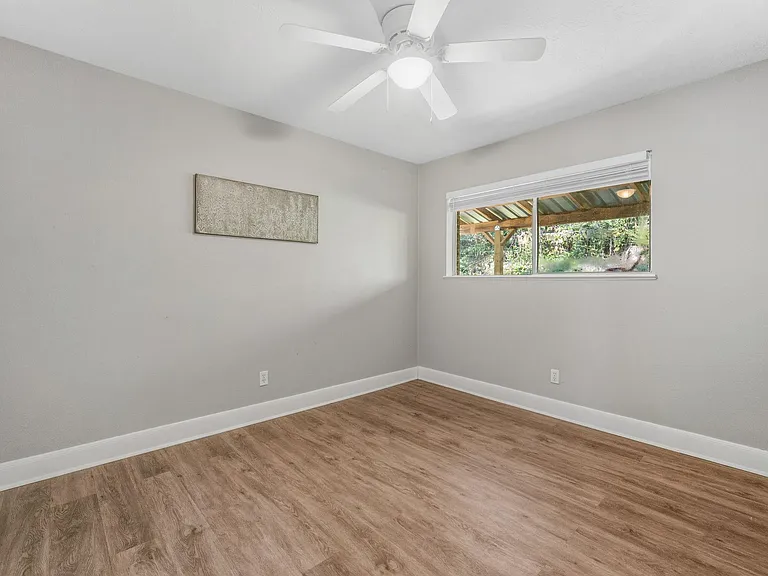 141 White Oak Cir — Photo 25