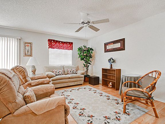 4th image of 8153 SE 169th Palownia Loop