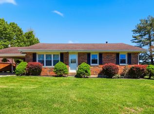 120 New Cut Rd, Jeffersonville, KY 40337
