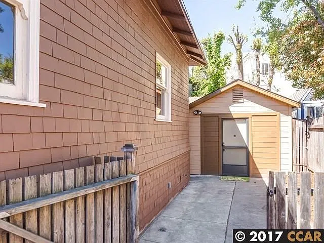211 Orange St #2 — Photo 5