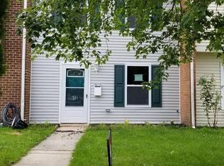 12 Sunny Bnd, Newark, DE 19702