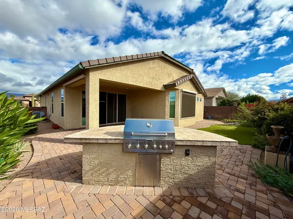 13834 E Cardemore Dr, Vail, AZ 85641