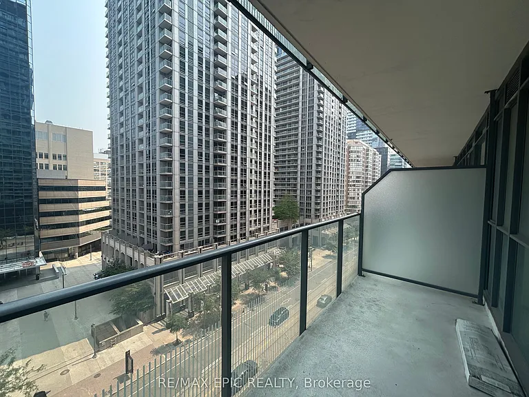 770 Bay St #702 — Photo 16