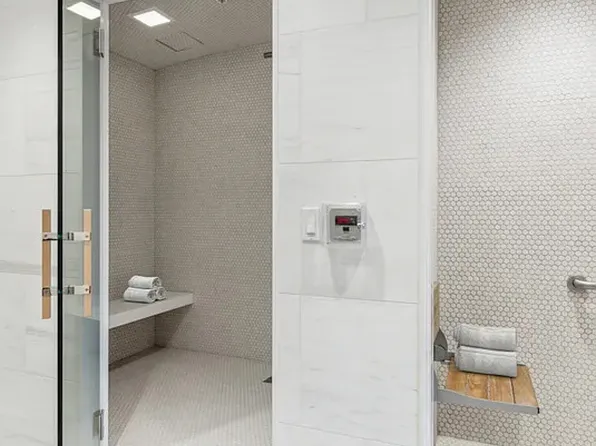 128 Columbia Heights image 13 of 18