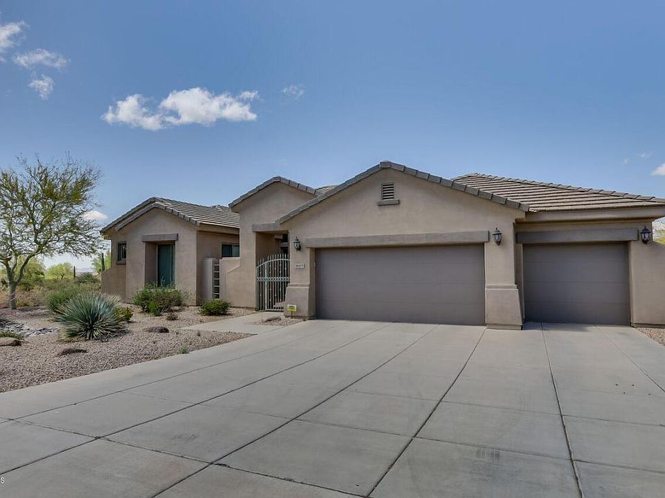 1st image of 2637 N Layton Cir
