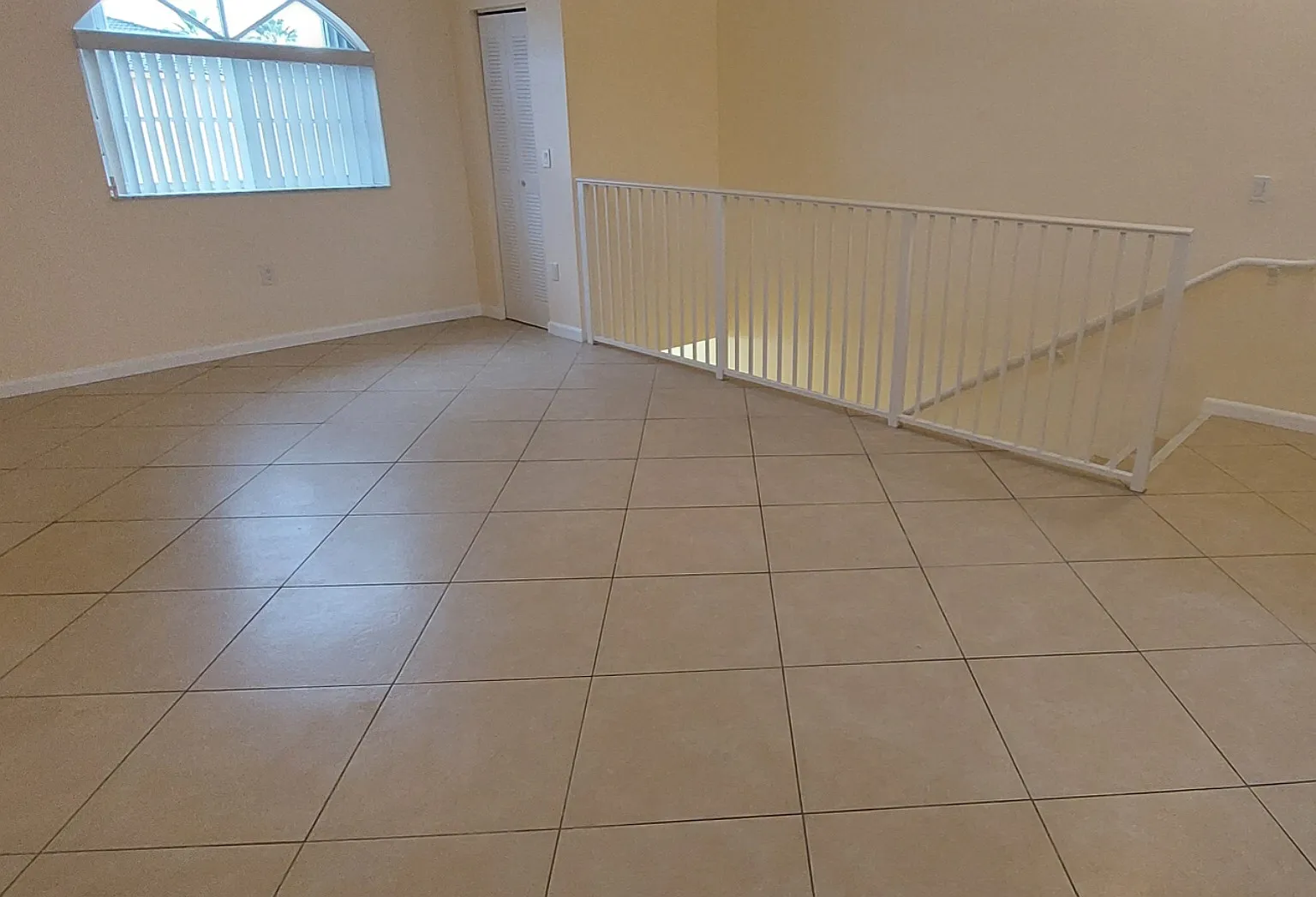 2 bed, 970 sqft, $2,500 — Photo 3