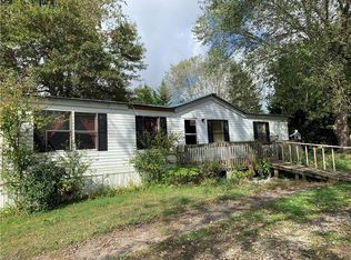 190 Lovers Ln, Mount Airy, NC 27030