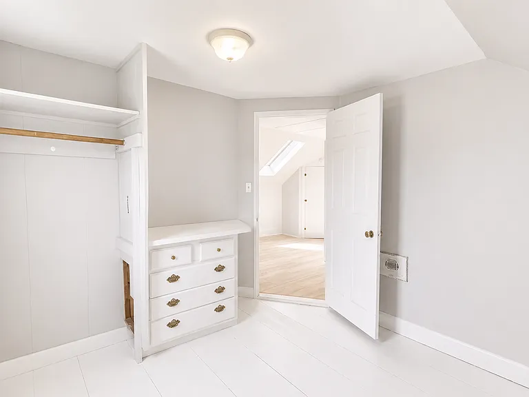 1 Limestone Pl — Photo 16