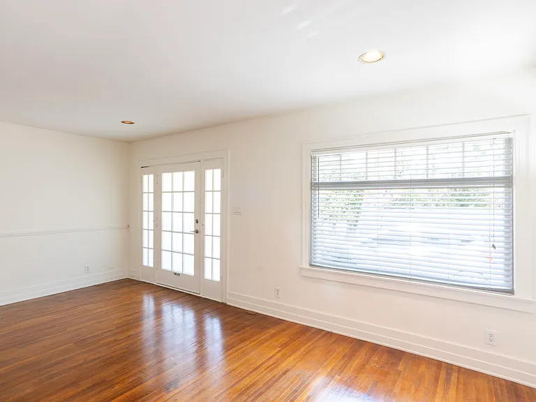 1014 N Gardner St #1015 — Photo 6