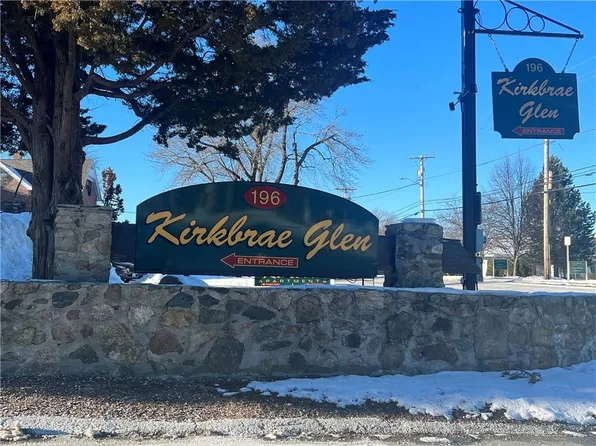 196 Old River Rd Unit 3AS, Lincoln, RI 02865