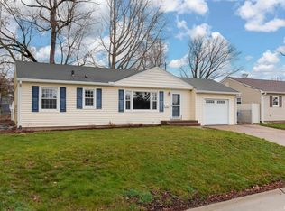 923 33rd Ave, Moline, IL 61265