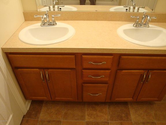 5th image of 2027 Innwood Dr SE