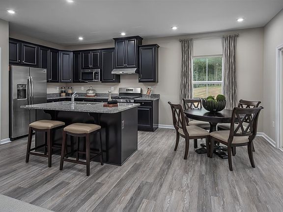 2nd image of 1123 Clover Field Dr