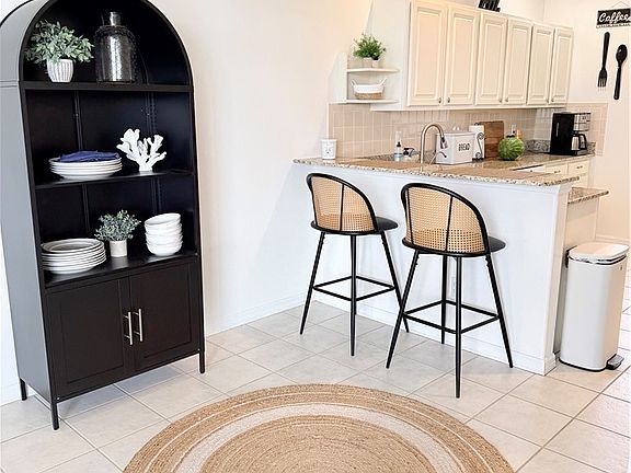 5th image of 15055 Tamarind Cay Ct APT 1205