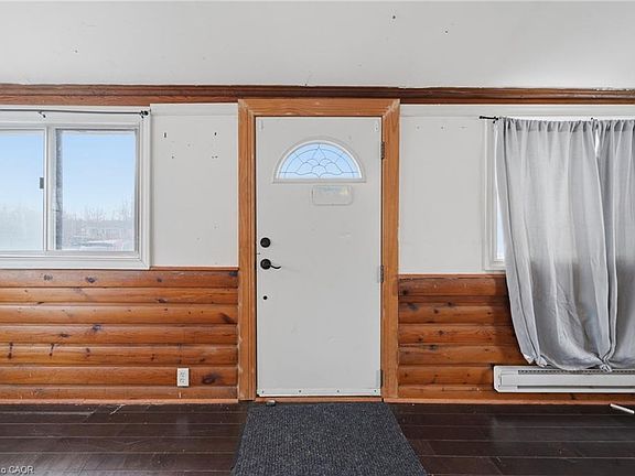 4th image of 795 3rd Ave