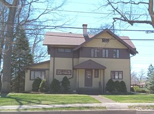 401 W Greenwood Ave, Waukegan, IL 60087