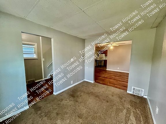 4th image of 2259 Pierce Ave