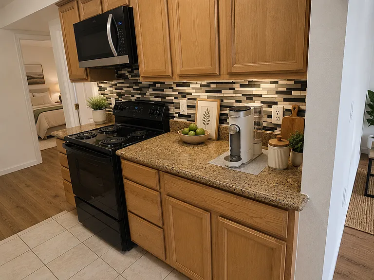 210 Mission Ave — Photo 10