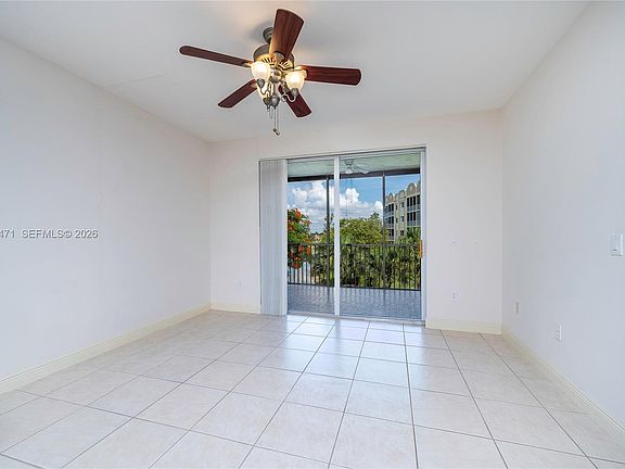 5th image of 10750 NW 66th St APT 312