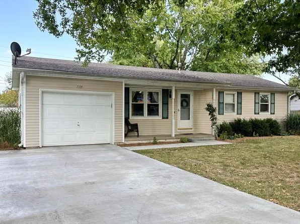 1709 S Witt Dr, El Dorado Springs, MO 64744