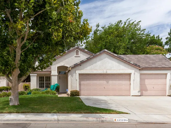 42525 La Gabriella Dr, Quartz Hill, CA 93536