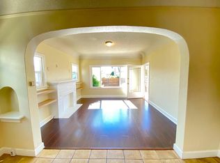 4605 Pickford St, Los Angeles, CA 90019