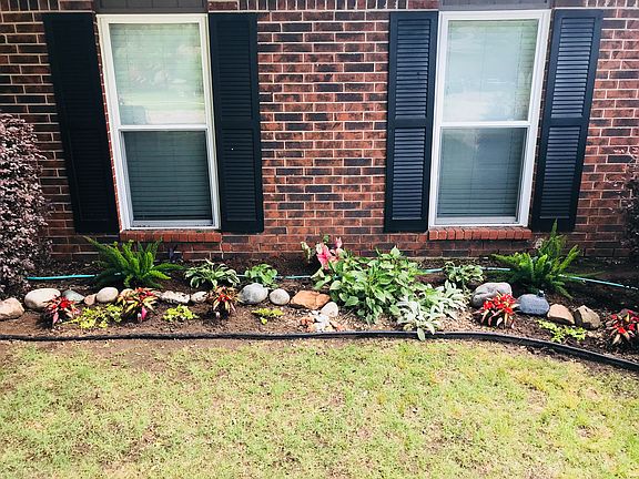 2nd image of 2112 Memphis Dr