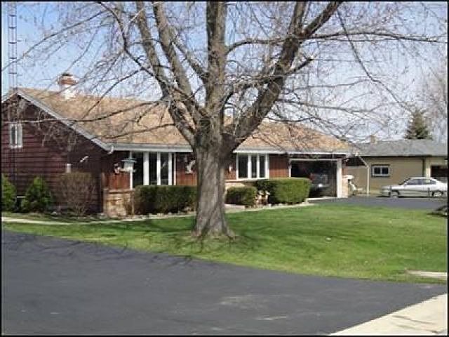 2nd image of 5812 Dorset Ave