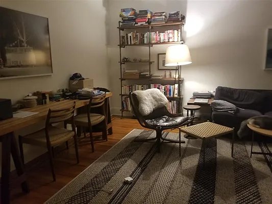 Rented by R New York | media 18