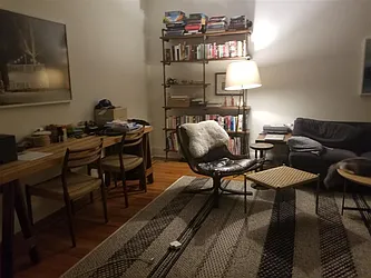 Rented by R New York