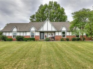 18005 NE 92nd St, Liberty, MO 64068