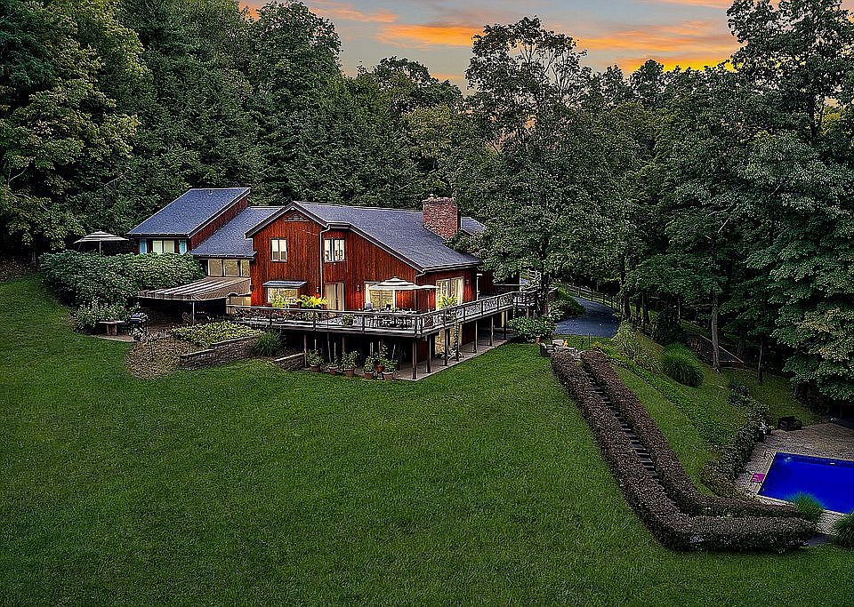 617  Backbone Road