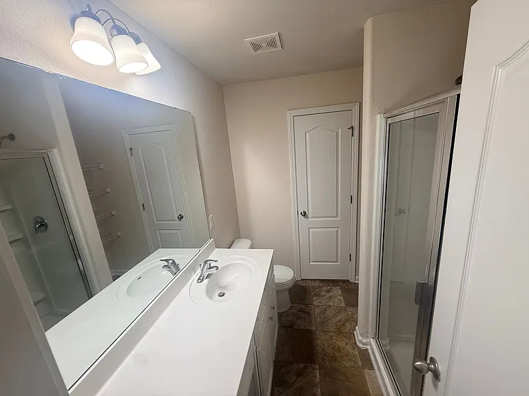 2042 Talbert Ct #1 — Photo 12