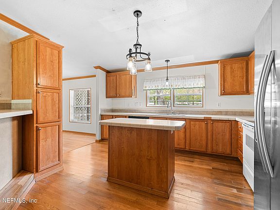 5th image of 11732 FAYE Road