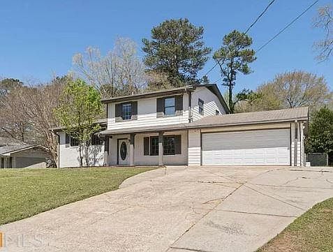 1st image of 149 Deerwood Cir SE