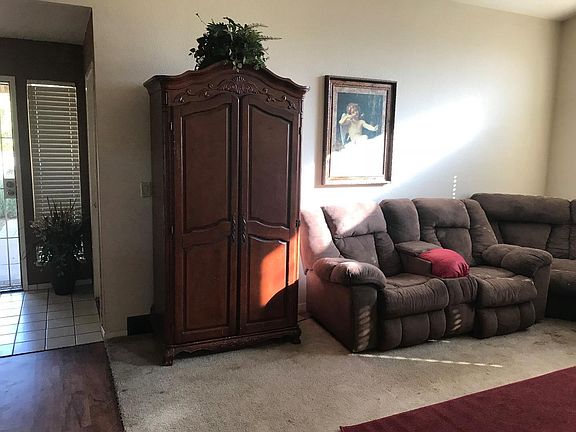 3rd image of 1246 Cabernet Dr