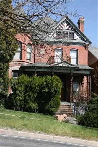 236 I St #B Photo 1