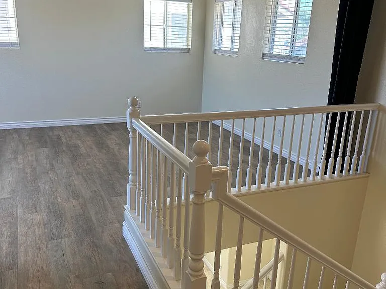 6175 Stonebridge Ave — Photo 10