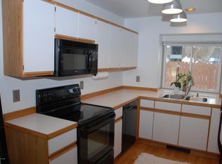 802 Powderhorn Ln APT G, Jackson, WY 83001