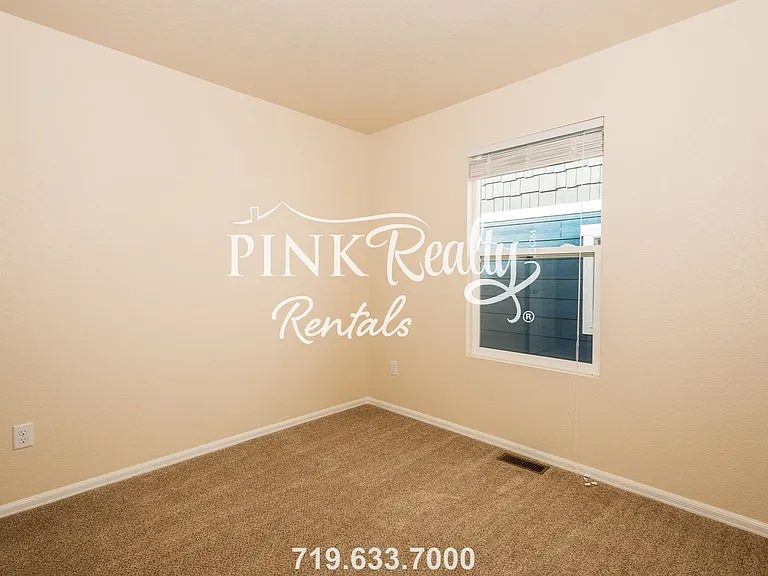 2325 Washo Cir — Photo 30