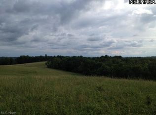 Robinhood Rd, Dennison, OH 44621