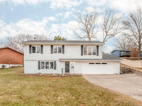 101 Windsor Dr, Waterloo, IA 50701