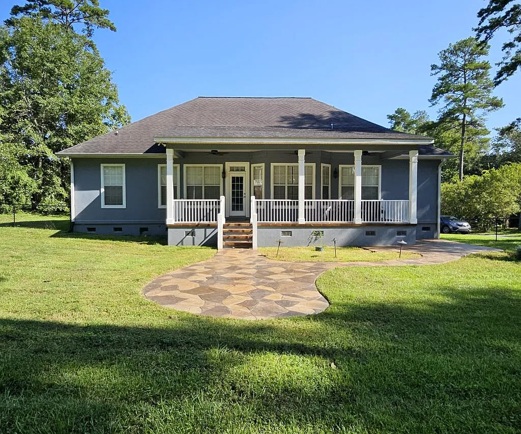 3 bed, 1825 sqft, $3,000 — Photo 2